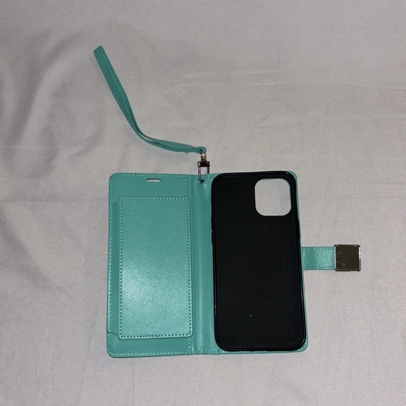 Wallet Phone Case Turquoise NEVER USED - Picture 2 of 8
